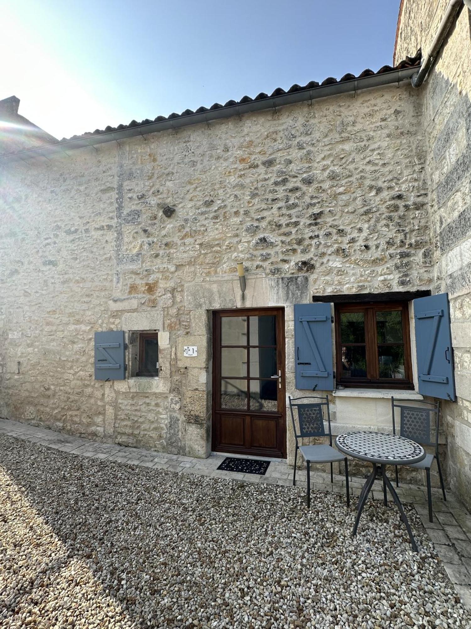 فيلا Petit Moulin De Veillard Bourg-Charente المظهر الخارجي الصورة