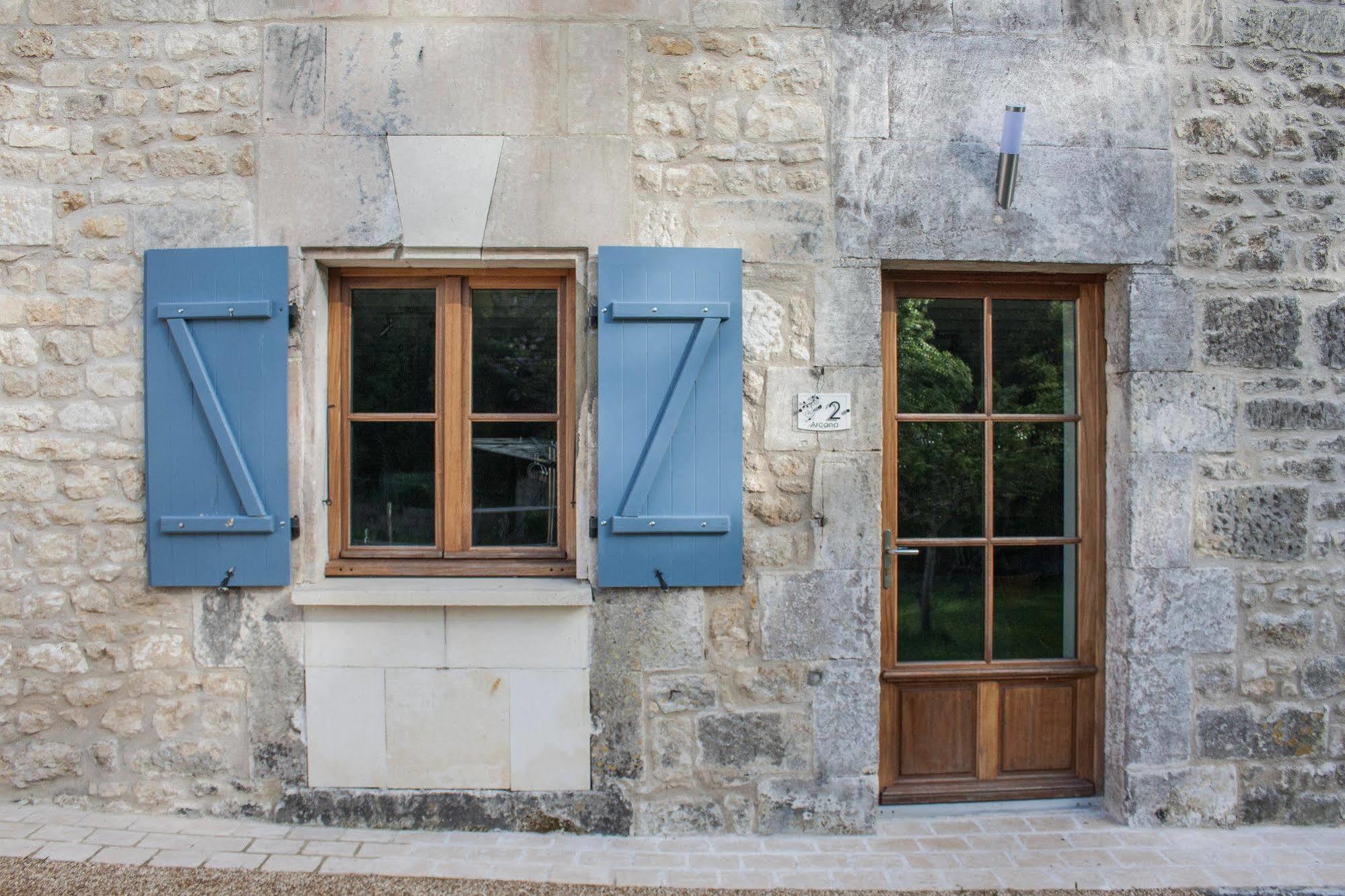 فيلا Petit Moulin De Veillard Bourg-Charente المظهر الخارجي الصورة